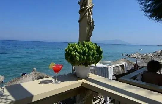 Xylokastro Beach Hotel 