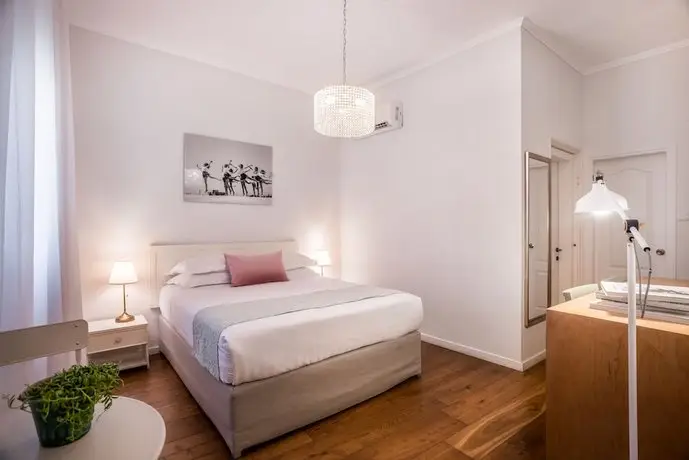 Dizengoff Suites 