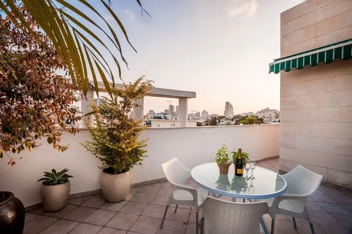 Dizengoff Suites 