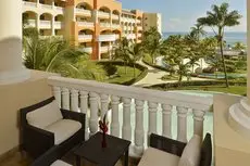 Iberostar Rose Hall Suites 