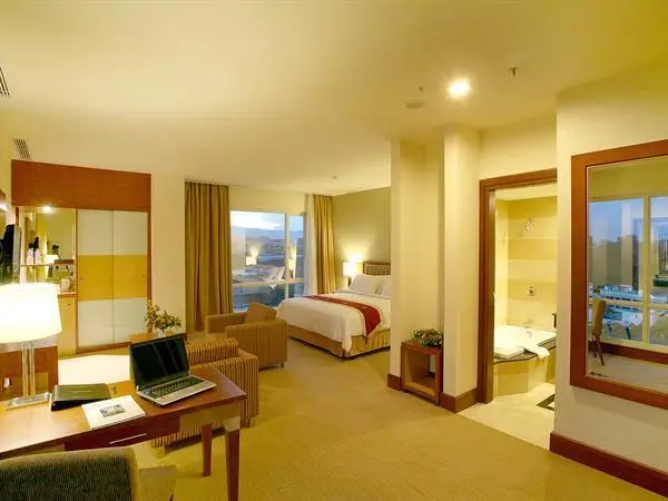 Swiss Belhotel Maleosan Manado 