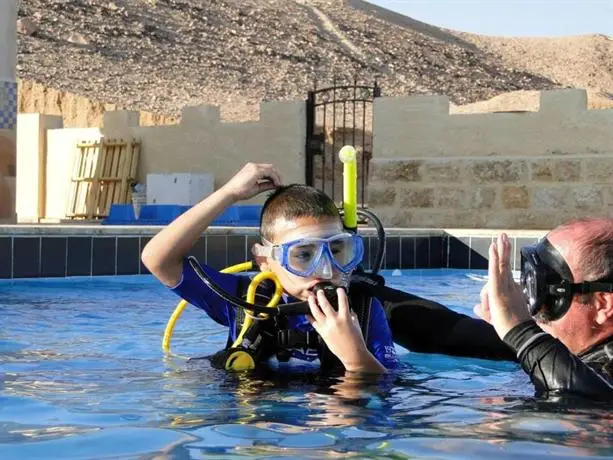 Arab Divers Dive Center and Bed & Breakfast 