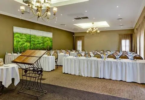 Protea Hotel Bloemfontein Willow Lake 