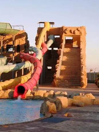 Tirana Aqua Park Resort