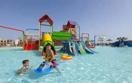 Tirana Aqua Park Resort 