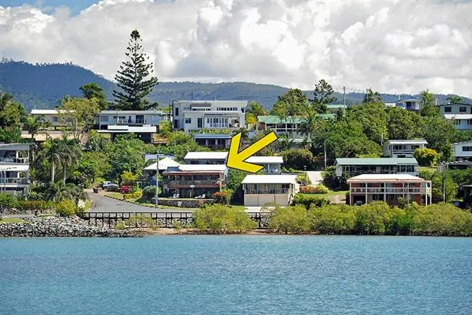 Airlie Waterfront Bed & Breakfast