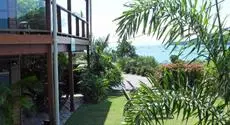 Airlie Waterfront Bed & Breakfast 