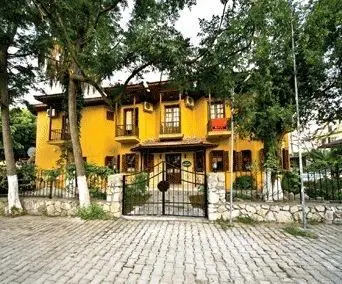 BinKaya Hotel 