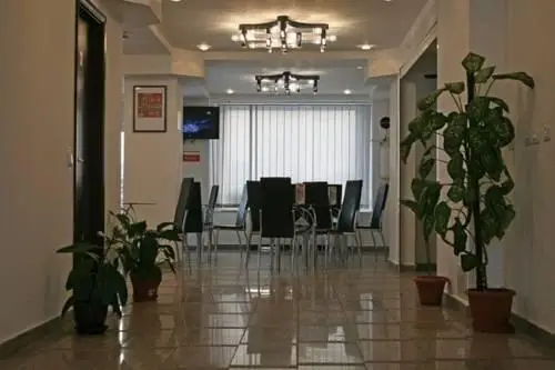 Plus Hotel Craiova