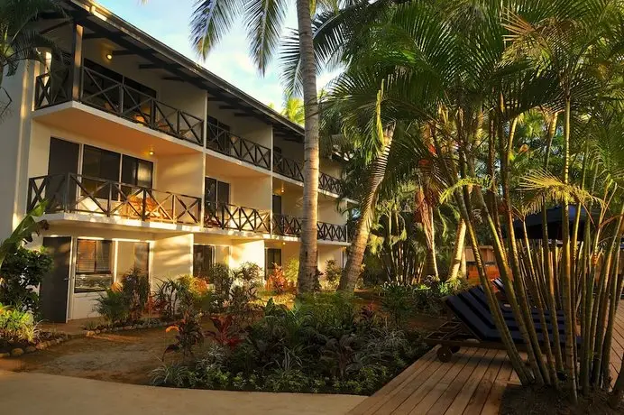 Oasis Palms Hotel