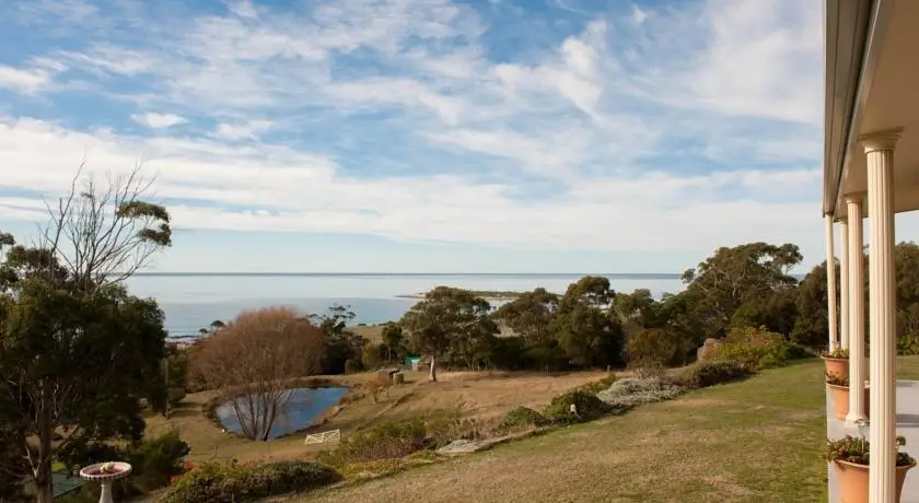 Bicheno's Ocean View Retreat 