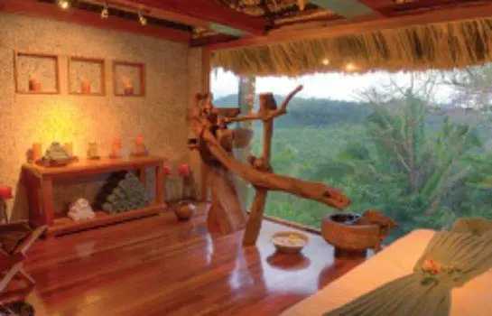 Copal Tree Lodge 