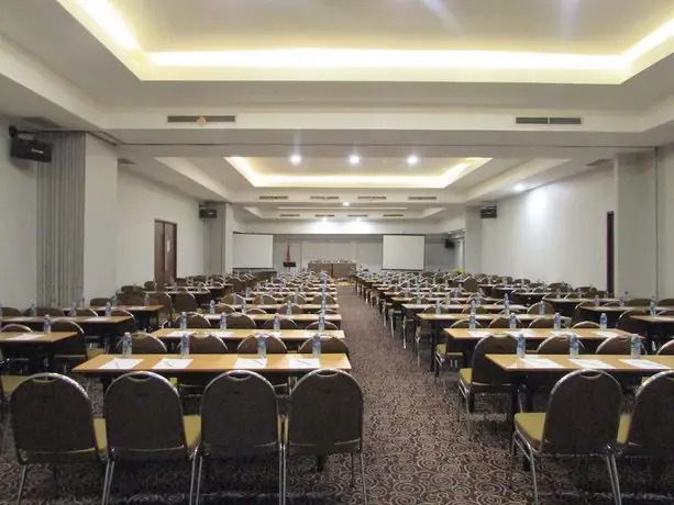 Grand Cikarang Hotel 