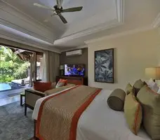 Maradiva Villas Resort and Spa 