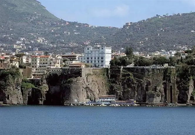 Hotel Mediterraneo Sorrento 