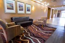 Days Inn & Suites by Wyndham Edmonton Airport 