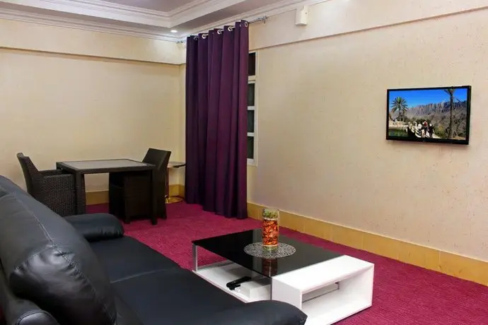 Delmon Hotel Apartments 