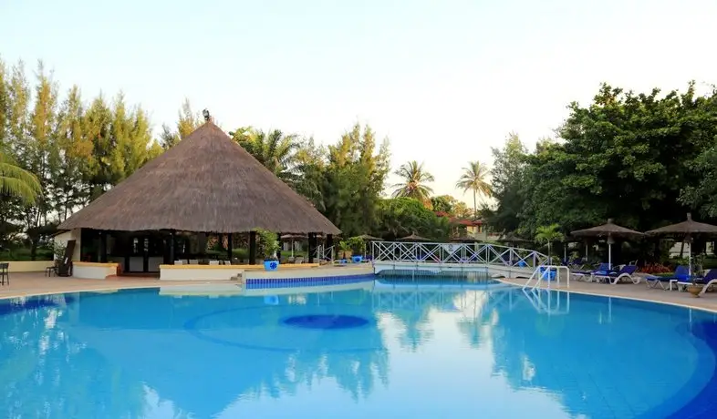 The Kairaba Beach Hotel 