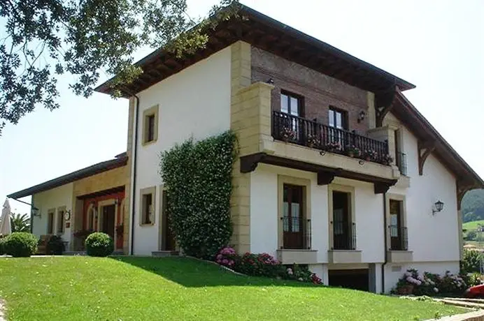 Hotel Posada La Robleda 