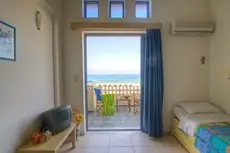 Esperia Beach Apartments 