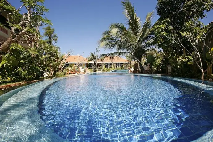 Aochalong Villa Resort & Spa 