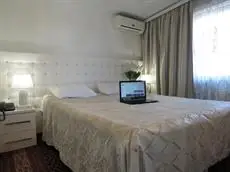 Bella Donna Hotel 