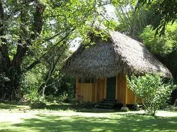 Chaab'il B'e Lodge & Casitas 