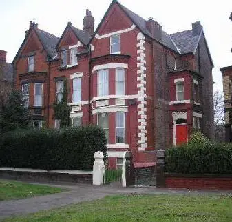 Holly House Bed and Breakfast Liverpool