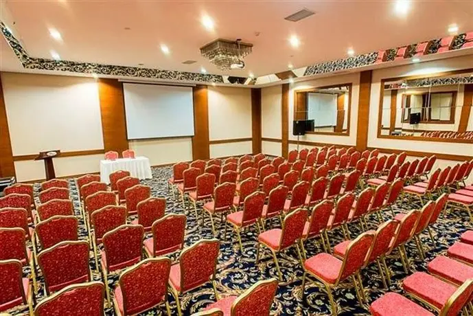 Hotel Anemon Ege Saglik 