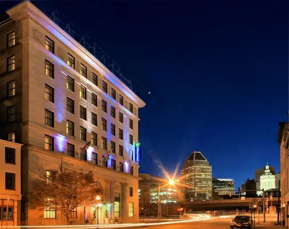 Holiday Inn Express Baltimore-Downtown 