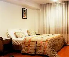 Urquiza Apart Hotel & Suites 