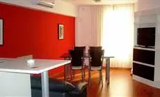 Urquiza Apart Hotel & Suites 