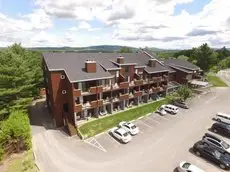 Hotel & Suites Lac-Brome 