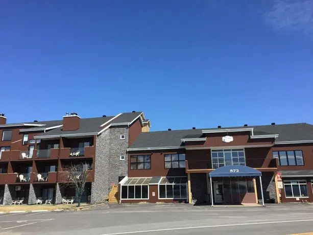 Hotel & Suites Lac-Brome 