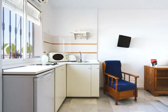 Apartamentos Pepe Mesa 