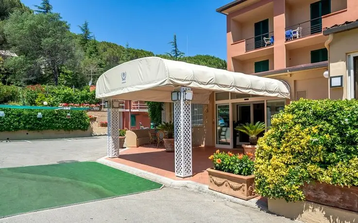 Hotel Desiree Procchio 