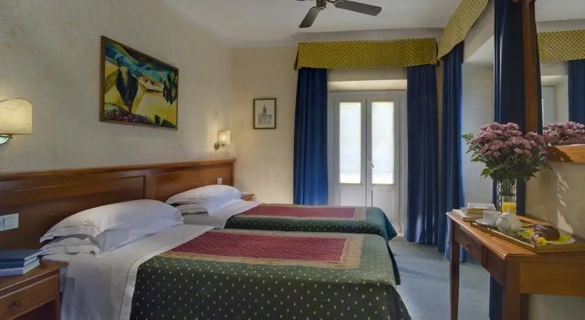 Hotel Garni Riviera 