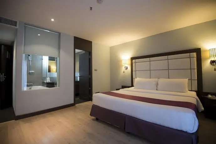 Sukhumvit Suites Hotel 