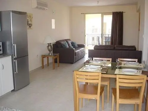 Royal Seacrest Apartment Paphos 