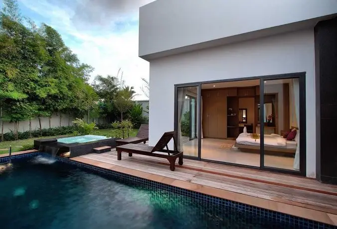 Seastone Private Pool Villas 