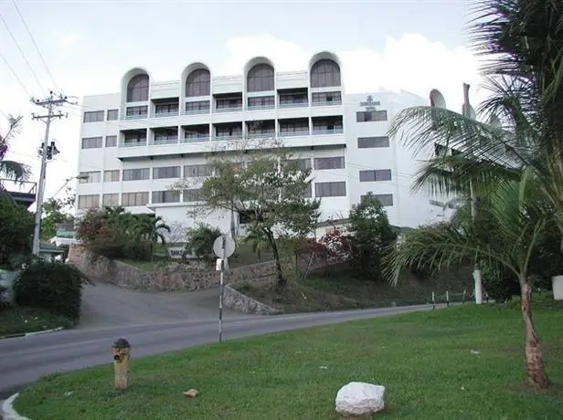 Ambassador Hotel St James