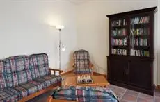 Apartamentos Adjovimar 