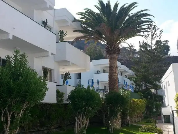 Apartamentos El Sombrero 