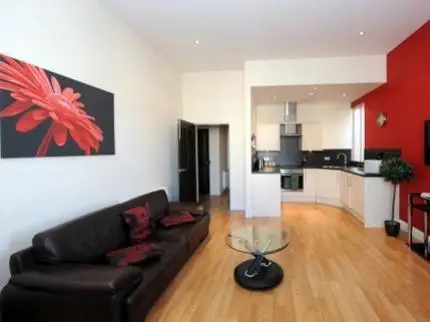 Parkhill Luxury Serviced Apartments - City Centre Apartments 