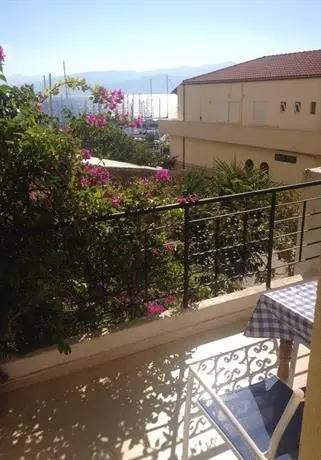 Mantraki Hotel Apartments 