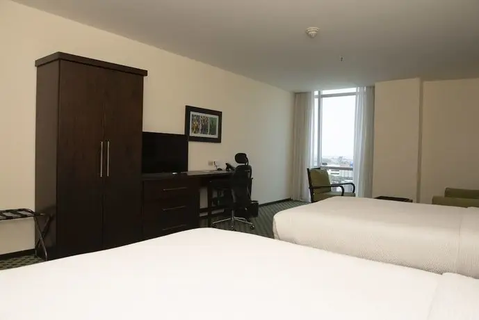 Courtyard by Marriott Guayaquil 