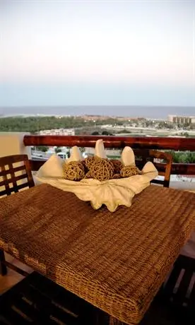 Alegranza Luxury Resort - All Master Suite 