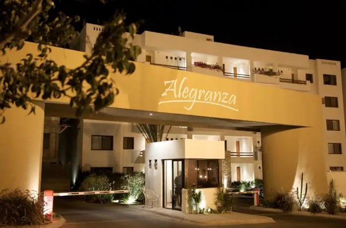 Alegranza Luxury Resort - All Master Suite 