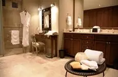 Alegranza Luxury Resort - All Master Suite 