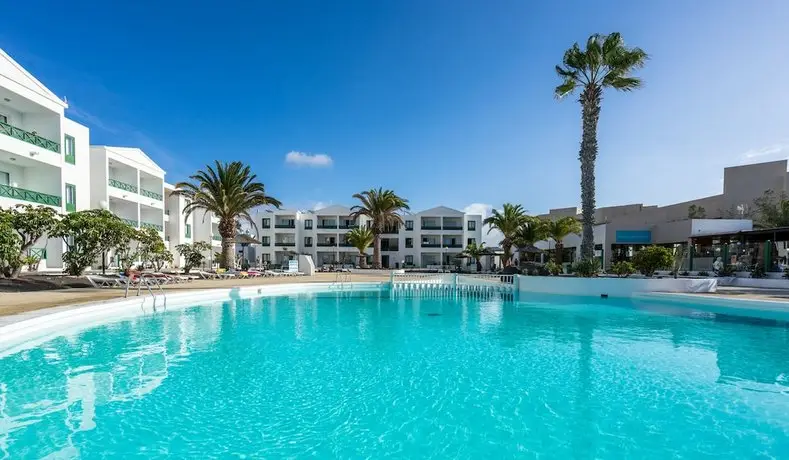 Blue Sea Apartamentos Costa Teguise Beach